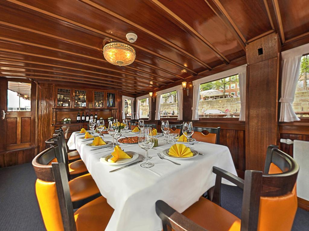 Hotelschiff Nedeva BRE
