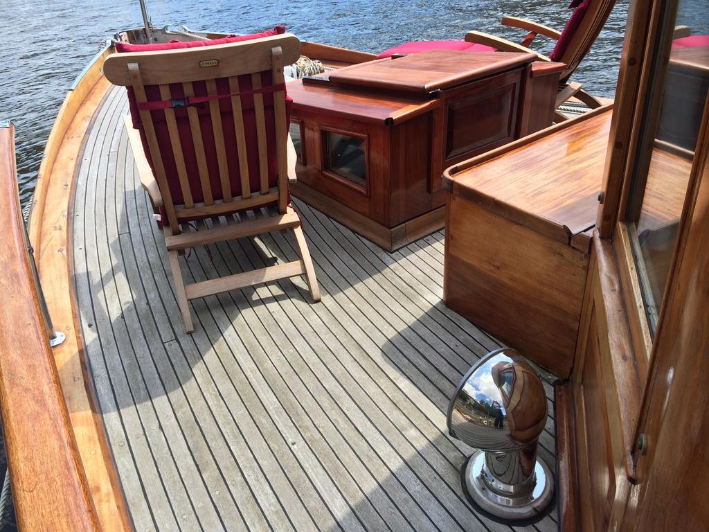 Botel Hotelschiff Nedeva 3*