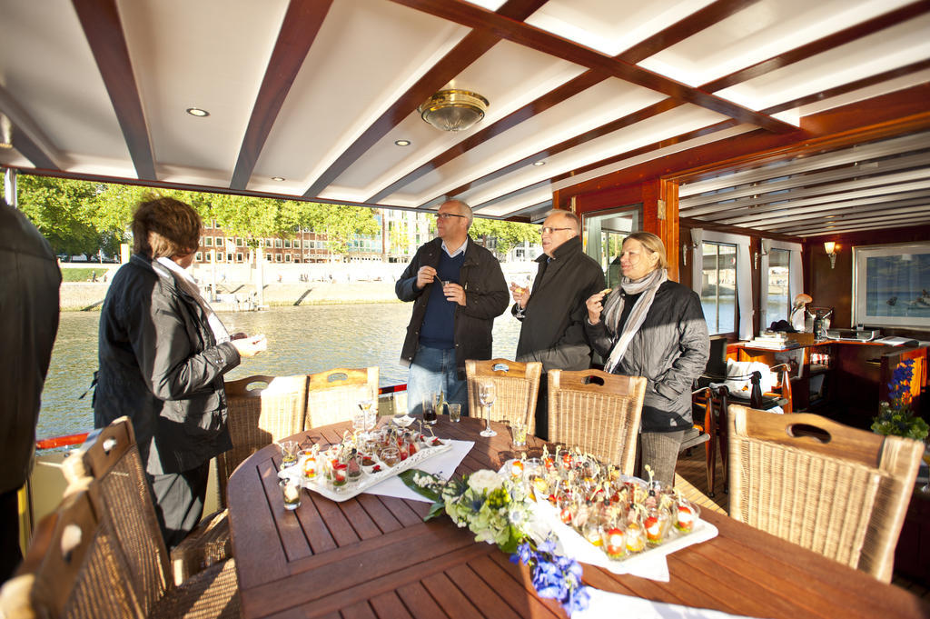 Hotelschiff Nedeva BRE