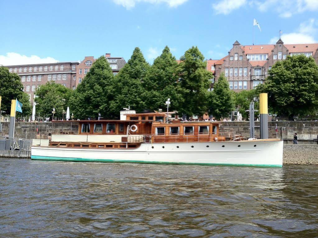 Botel Hotelschiff Nedeva BRE